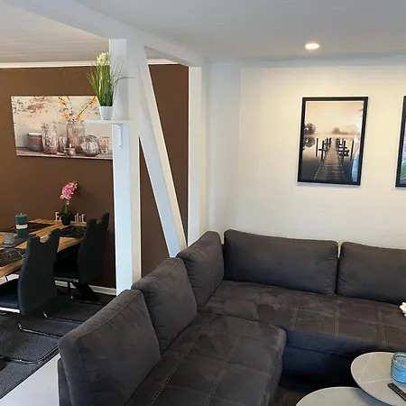 Preis Max 4 Personen Modernes Ambiente Voll Ausgestattet Mit Netflix Und Wlan *