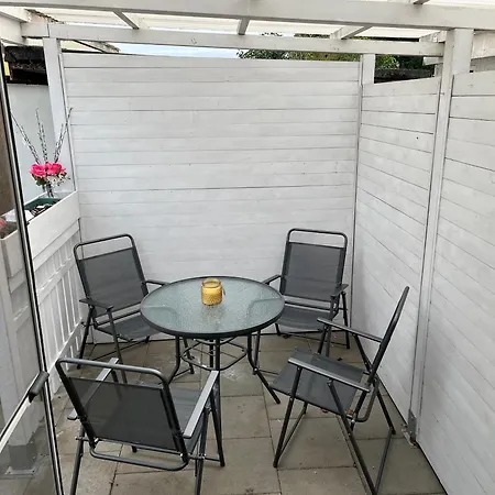 Preis Max 4 Personen Modernes Ambiente Voll Ausgestattet Mit Netflix Und Wlan Wittenberge